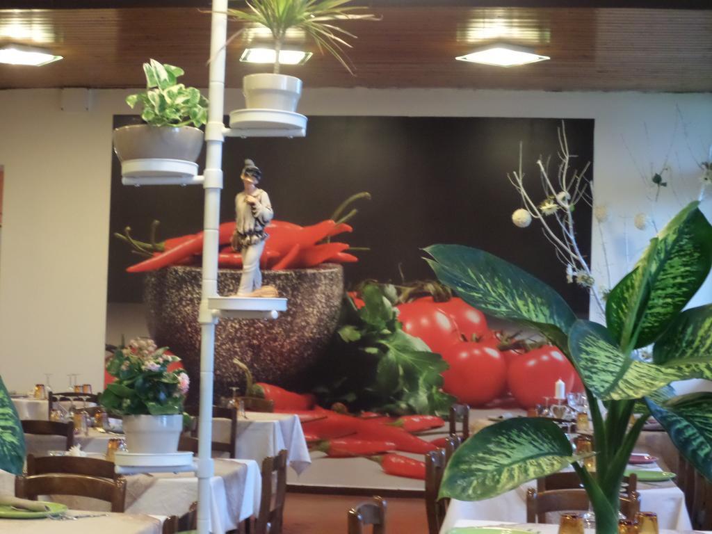 La Locanna Hotel Serramazzoni Eksteriør billede
